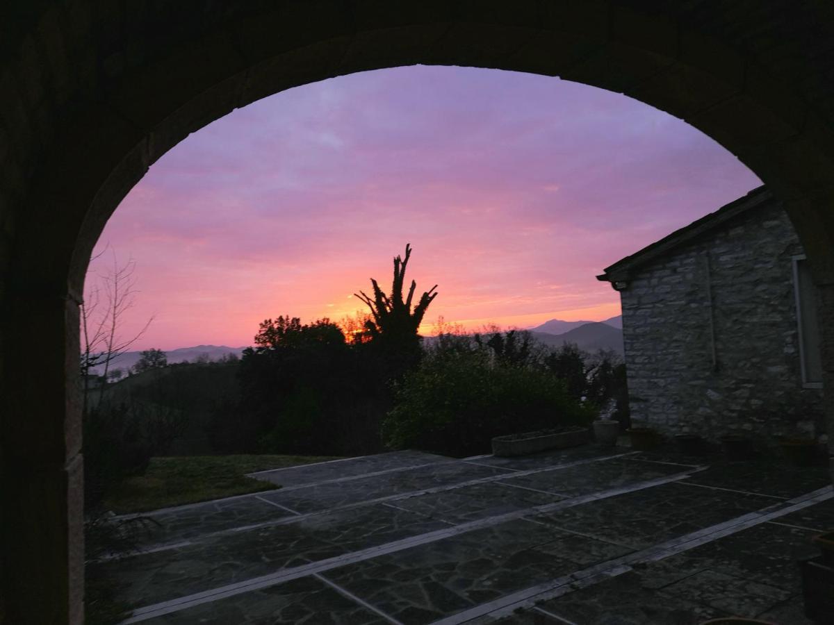 Agriturismo Del Frontino - Lo Studio Acqualagna Exterior foto